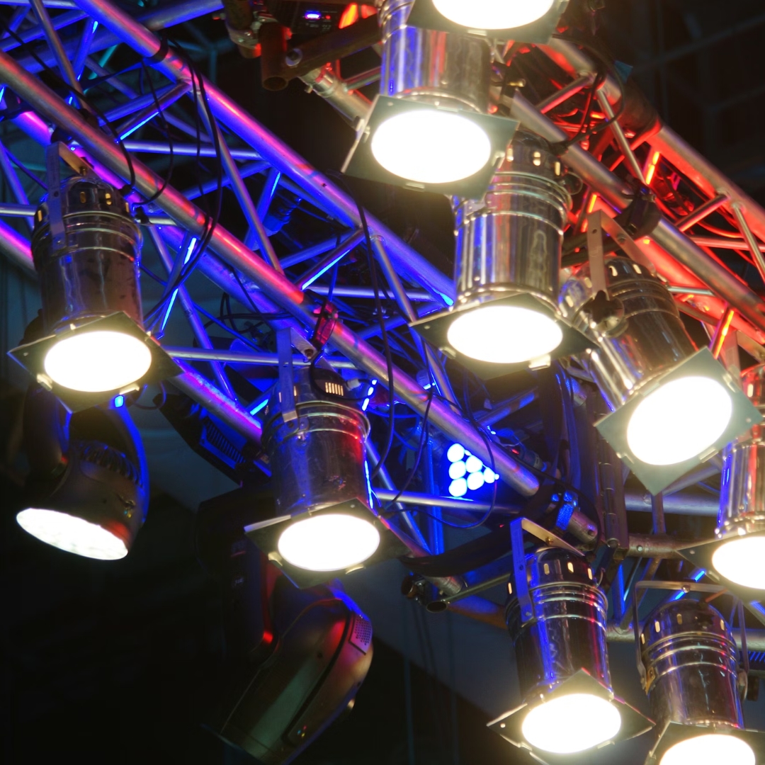 Truss, Staging & Rigging